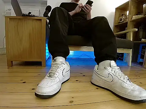 Snapshot of jonas_camboy chatting on 21, 12, 2025 jonas camboy online show from 21, 12, 2025