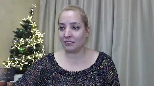 Snapshot of sweetpussy chatting on 22, 12, 2024 sweetpussy online show from 22, 12, 2024