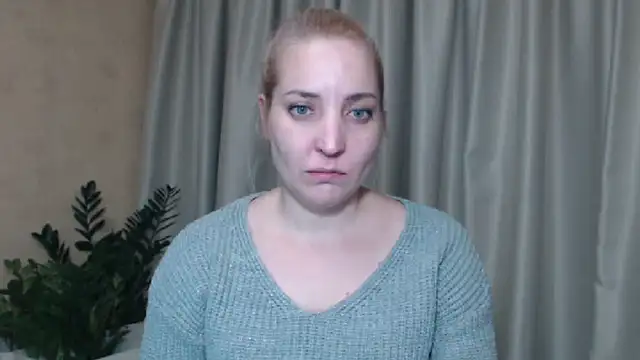 Snapshot of sweetpussy chatting on 10, 1, 2025 sweetpussy online show from 10, 1, 2025