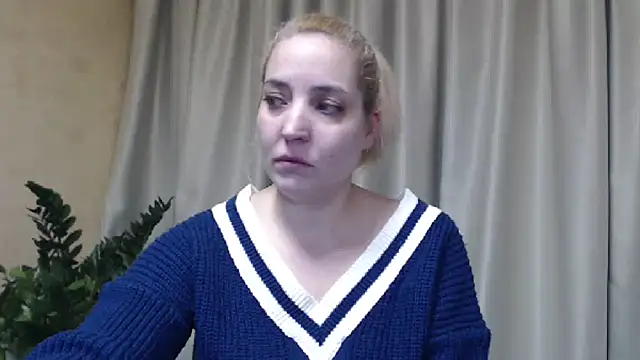 Snapshot of sweetpussy chatting on 19, 2, 2025 sweetpussy online show from 19, 2, 2025