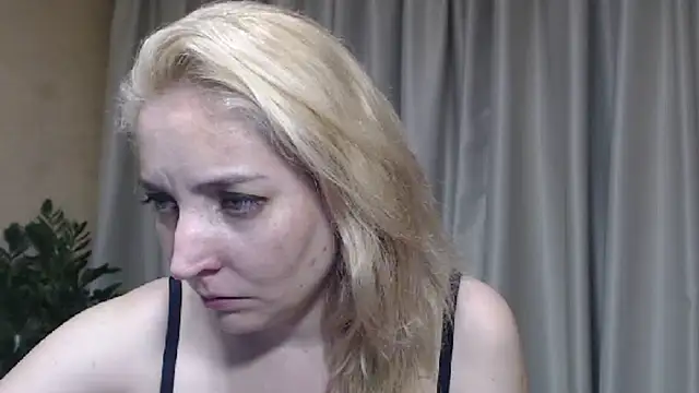 Snapshot of sweetpussy chatting on 30, 6, 2026 sweetpussy online show from 30, 6, 2026