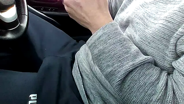 Snapshot of Ronnieedge chatting on 12, 2, 2026 Ronnieedge online show from 12, 2, 2026