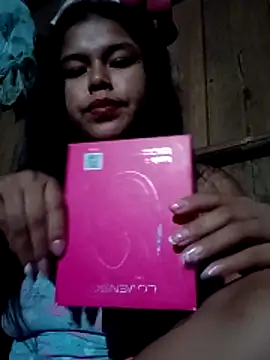 Snapshot of flor_salvaje_ chatting on 20, 12, 2025 flor salvaje online show from 20, 12, 2025