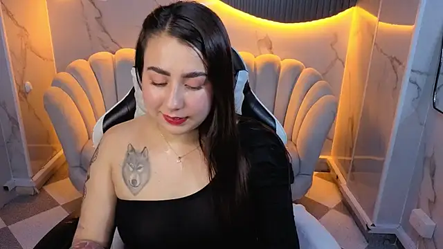 Kattia mystic b online show from 13, 12, 2025