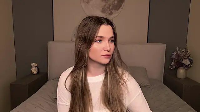 Lina Sinerz online show from 2, 5, 2026