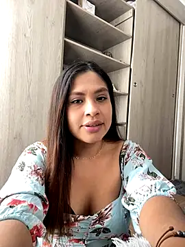 Alana-fox online show from 17, 12, 2025