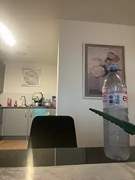 LavenderBrielle online show from 2, 2, 2026