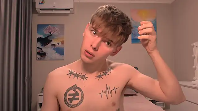 Snapshot of Fredd_Xanders chatting on 15, 12, 2025 Fredd Xanders online show from 15, 12, 2025