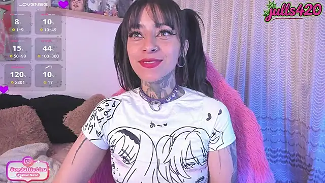 Snapshot of Julls420_ chatting on 16, 5, 2026 Julls420 online show from 16, 5, 2026
