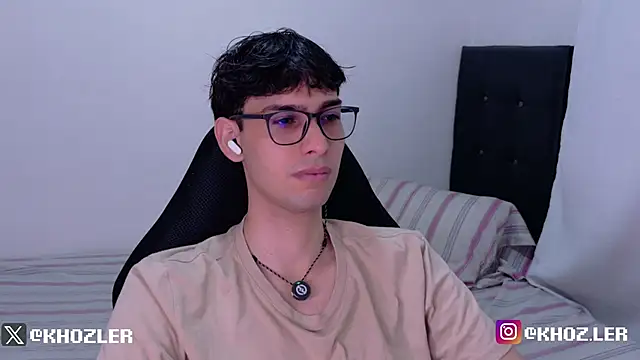 Snapshot of khoz_ler_ chatting on 1, 3, 2026 khoz ler online show from 1, 3, 2026