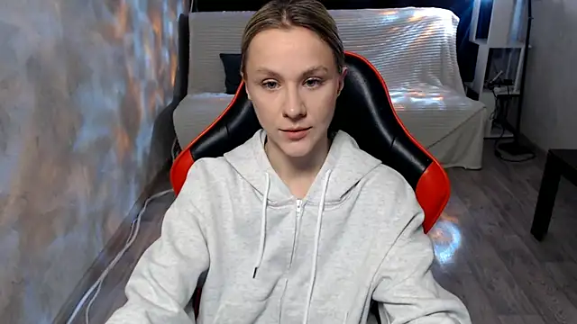 MiaBun1 online show from 3, 3, 2026