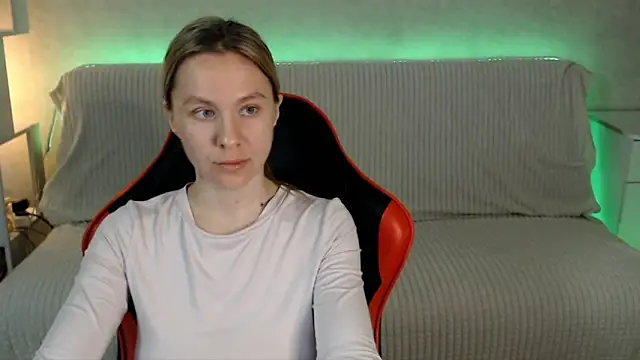MiaBun1 online show from 6, 5, 2026