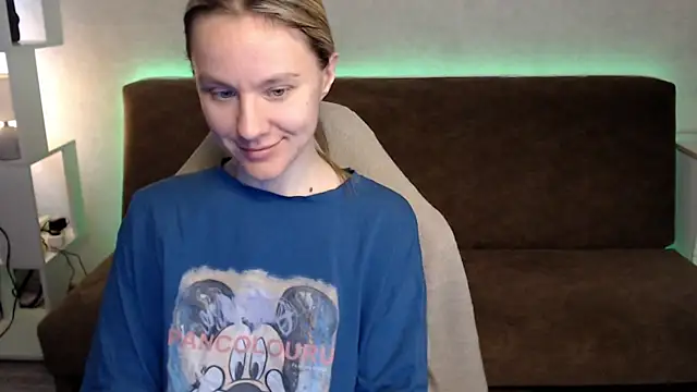 MiaBun1 online show from 12, 5, 2026