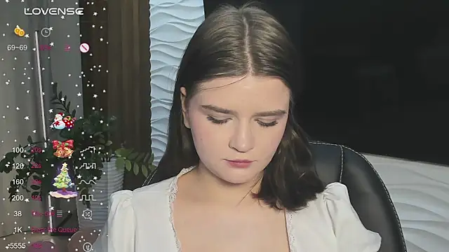 LanaTreades online show from 14, 12, 2025