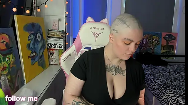 enigmastella online show from 4, 2, 2026