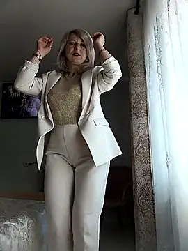 AhlyssaLove1155 online show from 10, 5, 2026