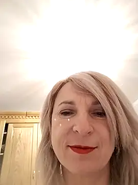 AhlyssaLove1155 online show from 10, 5, 2026