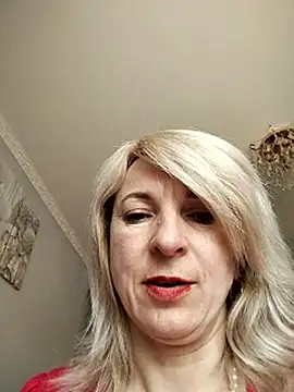AhlyssaLove1155 online show from 20, 6, 2026