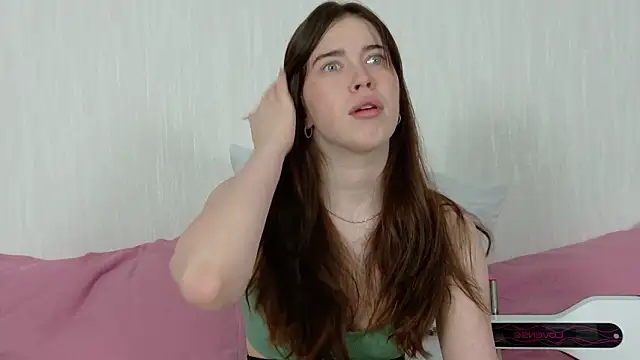 Kimberlybondd online show from 7, 2, 2026