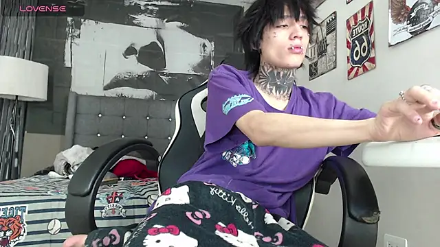 koryu skull online show from 16, 12, 2025