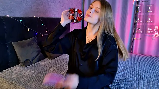 Snapshot of _Kate_cute chatting on 18, 12, 2025 Kate cute online show from 18, 12, 2025