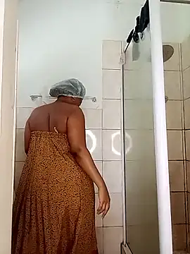 Snapshot of __JuicyAss_ chatting on 10, 1, 2026 JuicyAss online show from 10, 1, 2026