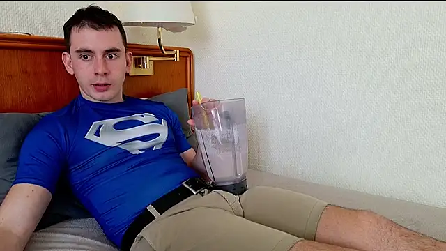 Snapshot of Tommy_Lidds chatting on 11, 4, 2026 Tommy Lidds online show from 11, 4, 2026
