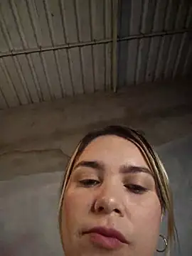 Snapshot of Charlott_smi chatting on 17, 2, 2026 Charlott smi online show from 17, 2, 2026