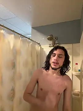 Snapshot of wecrulb chatting on 19, 2, 2026 wecrulb online show from 19, 2, 2026