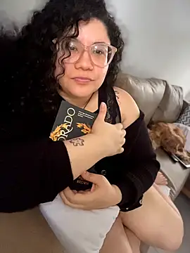 VanesssaMilf  online show from 17, 2, 2026