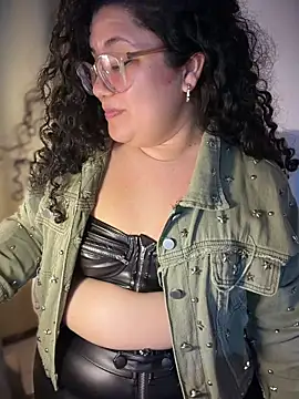 VanesssaMilf  online show from 24, 6, 2026