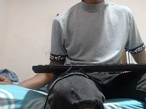 Santy horny boy online show from 14, 12, 2025