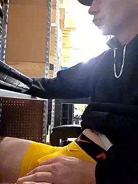 mythicbonez69 online show from 13, 1, 2026