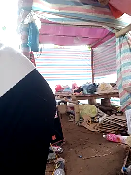 Him MountainGirl online show from 3, 2, 2026