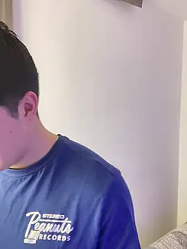 Snapshot of Goldenknight33 chatting on 9, 1, 2026 Goldenknight33 online show from 9, 1, 2026