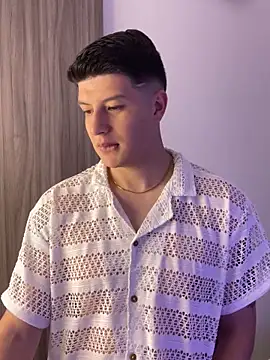 Snapshot of Goldenknight33 chatting on 12, 2, 2026 Goldenknight33 online show from 12, 2, 2026