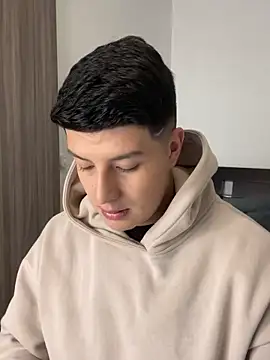 Snapshot of Goldenknight33 chatting on 13, 2, 2026 Goldenknight33 online show from 13, 2, 2026