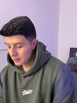 Snapshot of Goldenknight33 chatting on 18, 2, 2026 Goldenknight33 online show from 18, 2, 2026