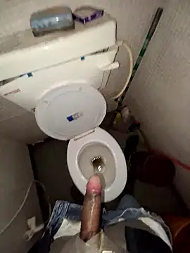 Snapshot of Sexycock106 chatting on 6, 1, 2026 Sexycock106 online show from 6, 1, 2026