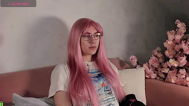 Nedzumi Sato online show from 20, 12, 2025