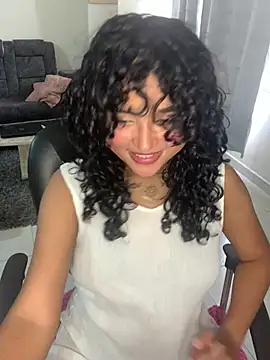 ladulcemary  online show from 10, 5, 2026