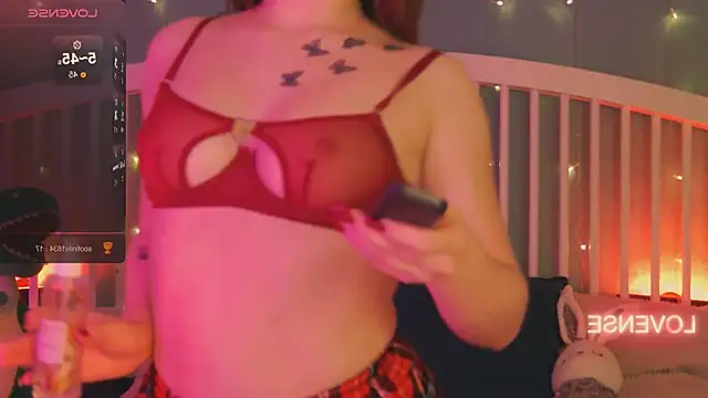 AprilFarrowy online show from 19, 12, 2025