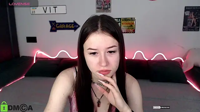 Snapshot of Bellaa_Dream1 chatting on 21, 6, 2026 Bellaa Dream1 online show from 21, 6, 2026