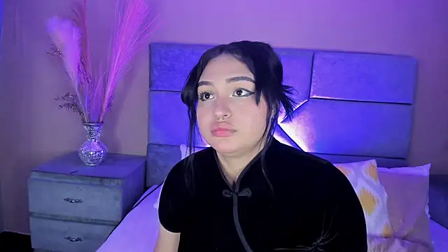 NaomySakura online show from 25, 4, 2026