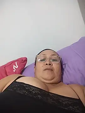 Nini Love  online show from 11, 2, 2026