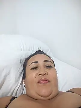 Nini Love  online show from 10, 5, 2026