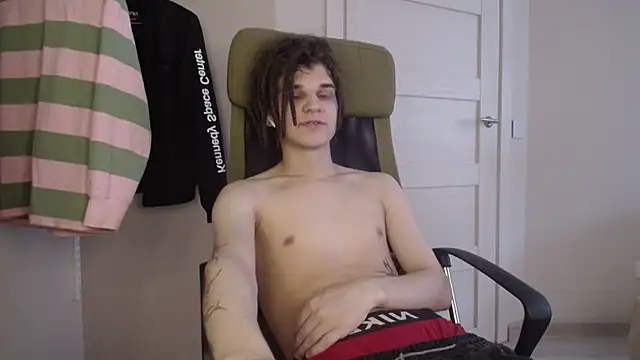 Snapshot of PeachTree chatting on 31, 3, 2026 PeachTree online show from 31, 3, 2026