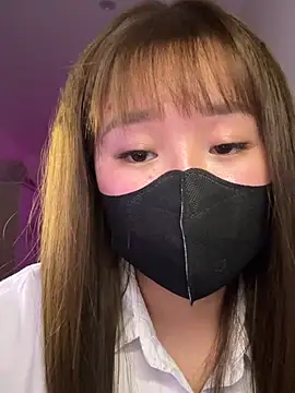 Snapshot of Miumeo20 chatting on 4, 4, 2026 Miumeo20 online show from 4, 4, 2026