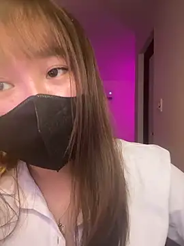 Snapshot of Miumeo20 chatting on 12, 4, 2026 Miumeo20 online show from 12, 4, 2026