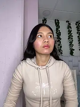 Xaander  online show from 5, 2, 2026